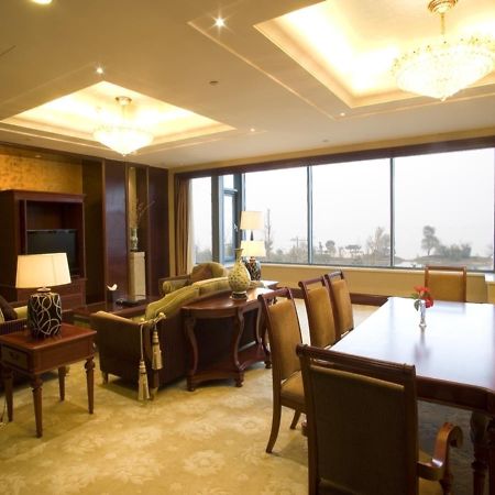 Suzhou Dongshan Hotel Екстер'єр фото
